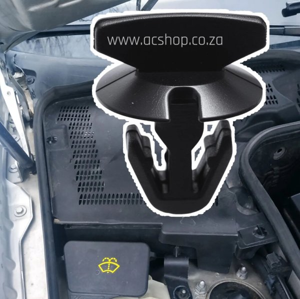 A0029880542 Mercedes W211 Engine Bay Clips