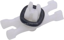 51138204858 BMW E46 Roof Trim Clip